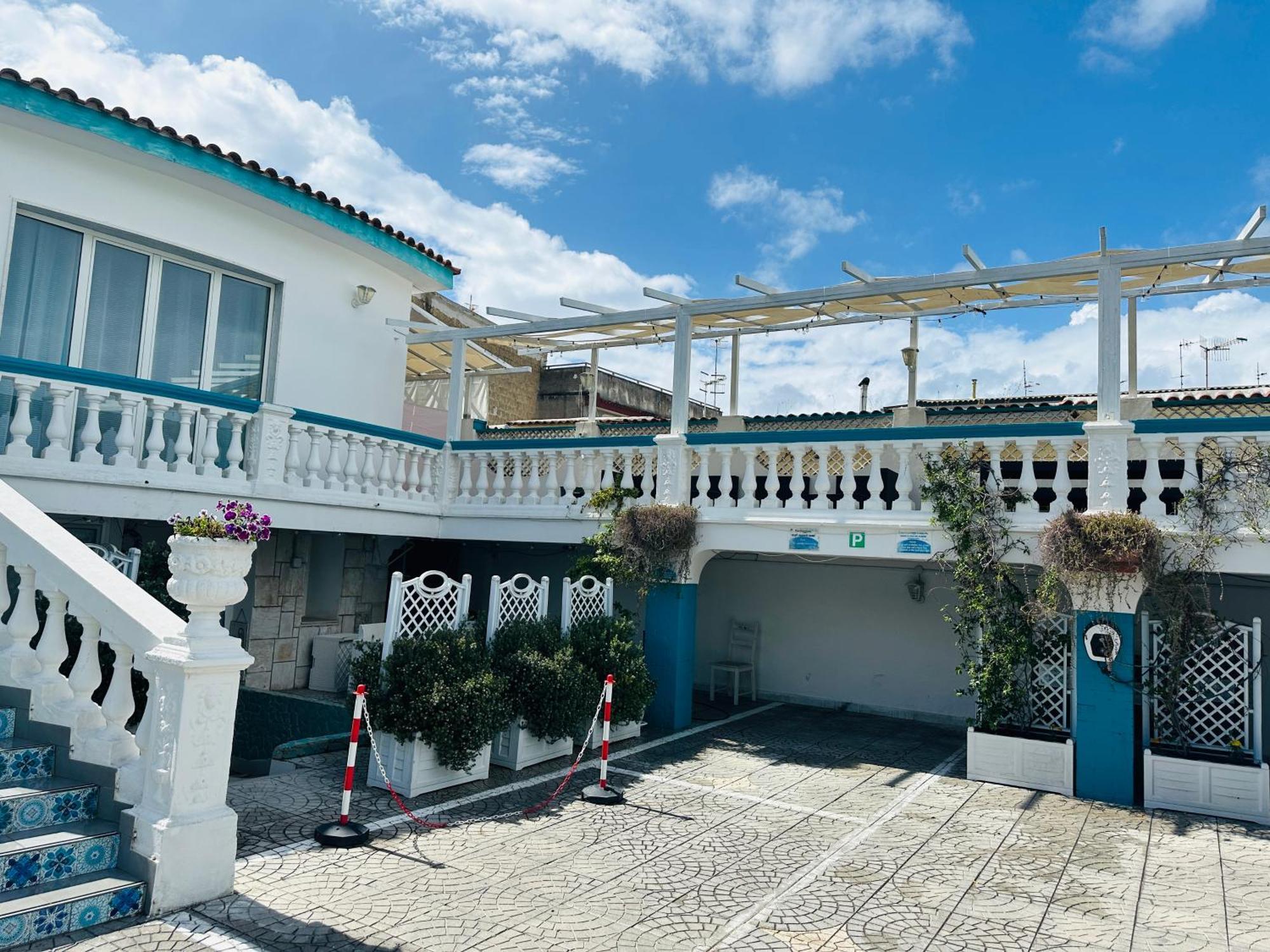 Residence R&B Tyrrhenum 蒙泰迪普罗奇达 外观 照片